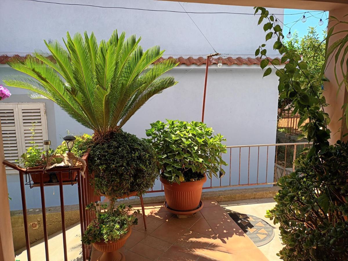 Apartman Nada Sali Dış mekan fotoğraf